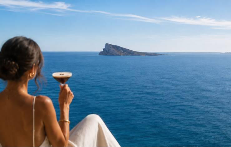 Un verano frente al Mediterráneo, vivido sin prisas. Hotel Villa Venecia Boutique Gourmet Benidorm Un verano frente al Mediterráneo, vivido sin prisas. Hotel Villa Venecia Boutique Gourmet Benidorm
