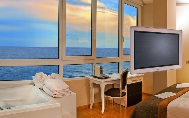 Jacuzi yacht club 'sea view' Hotel Villa Venecia Boutique Gourmet Benidorm